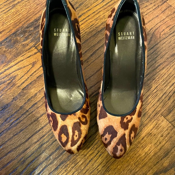 Stuart Weitzman leopard print heel - Picture 1 of 11